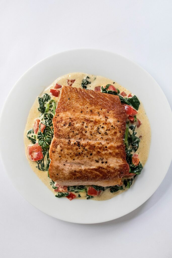 Lachs Florentine für Diabetiker – Lachsfilet mit cremiger Spinat-Sauce