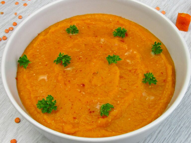Kürbis-Rote-Linsen-Suppe mit Ingwer und Kokosmilch – Rezept für Diabetiker